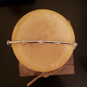 7in Silver Bracelet w/ Heart-Shaped Diamond Chips